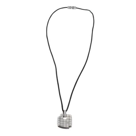collier trèfle louis vuitton